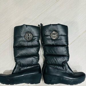 Tory burch boots